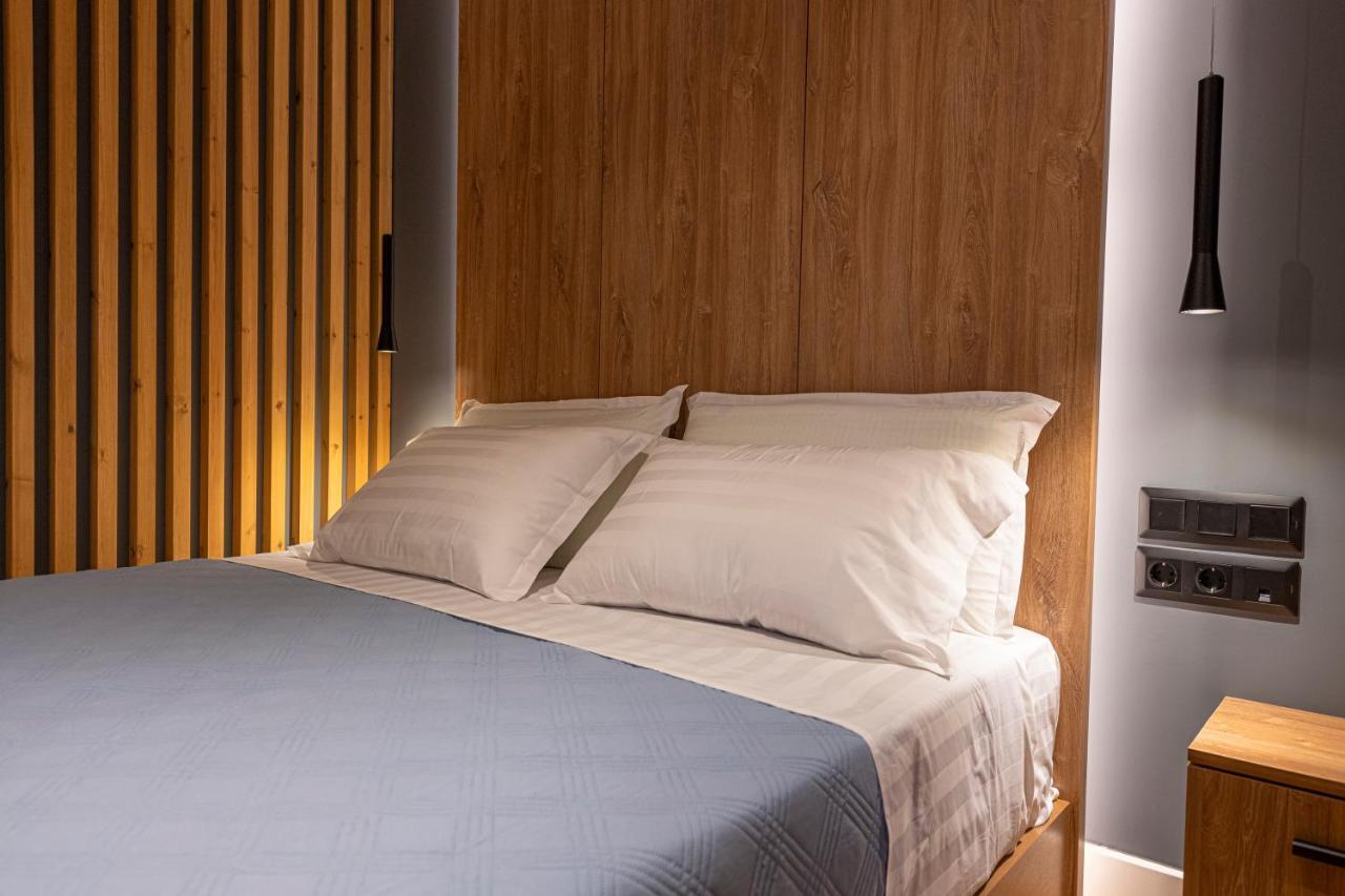 A&N Athens Luxury Apartments - Akadimou Buitenkant foto