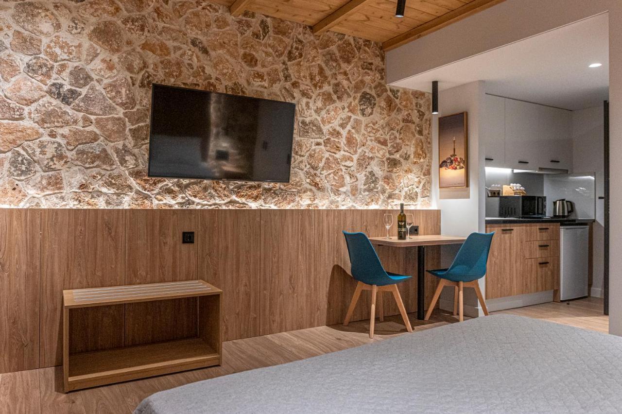 A&N Athens Luxury Apartments - Akadimou Buitenkant foto